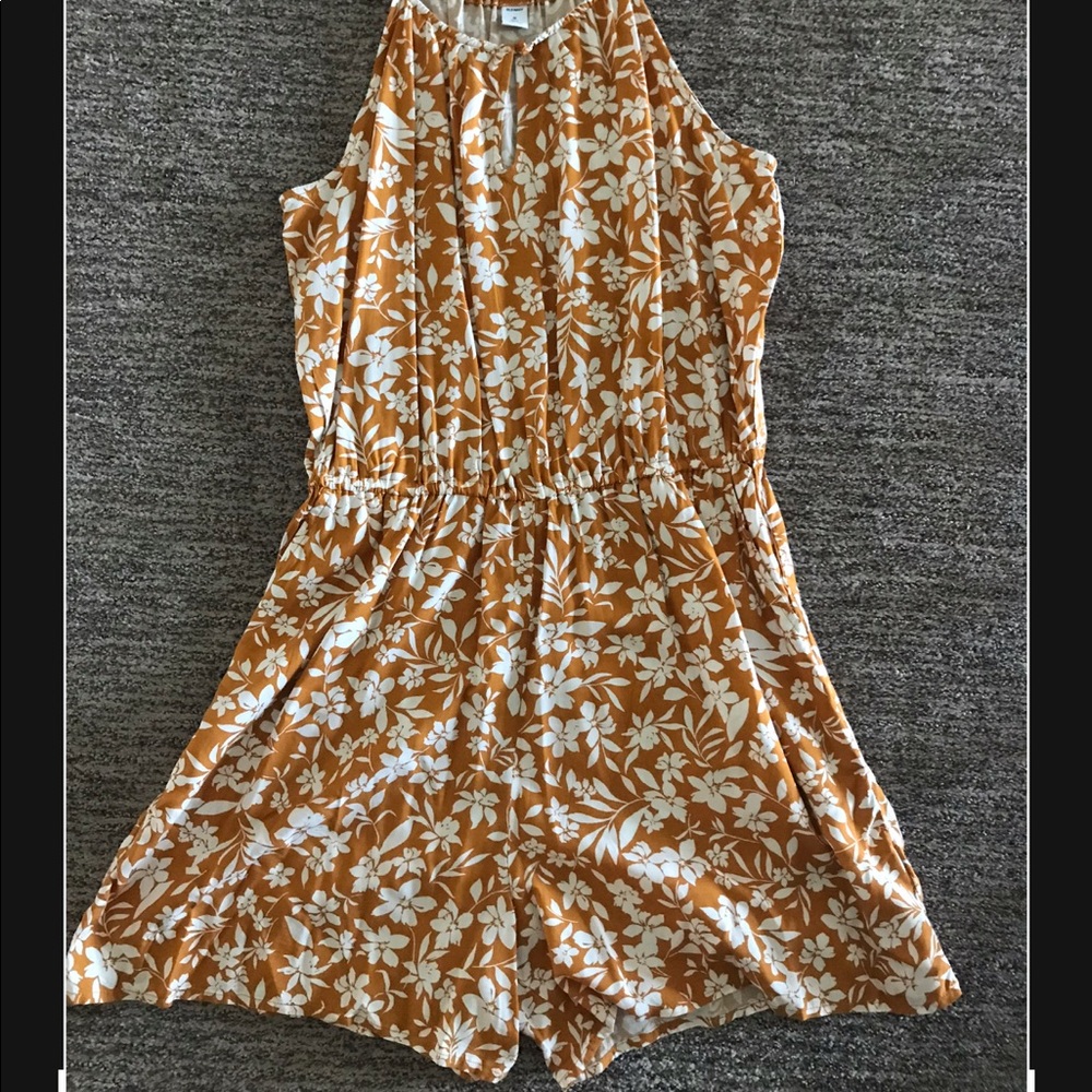Romper 💛🤍